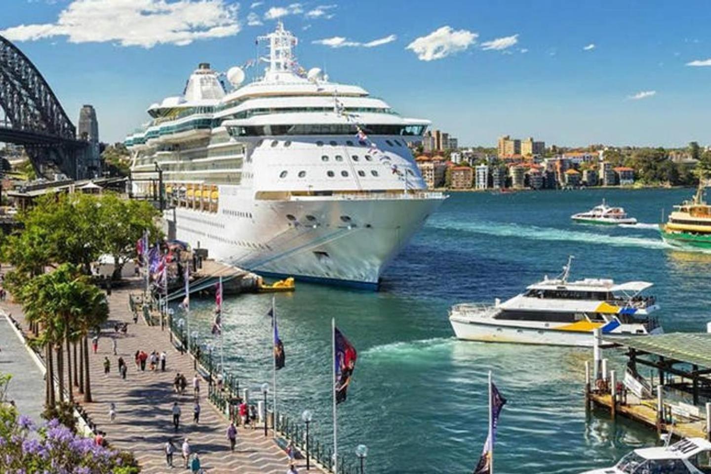 Prime Double - Ac - Seconds To Cbd - Near Uts& Usyd& Darling Harbour& High Rated Restaurants - Shared Bathroom *